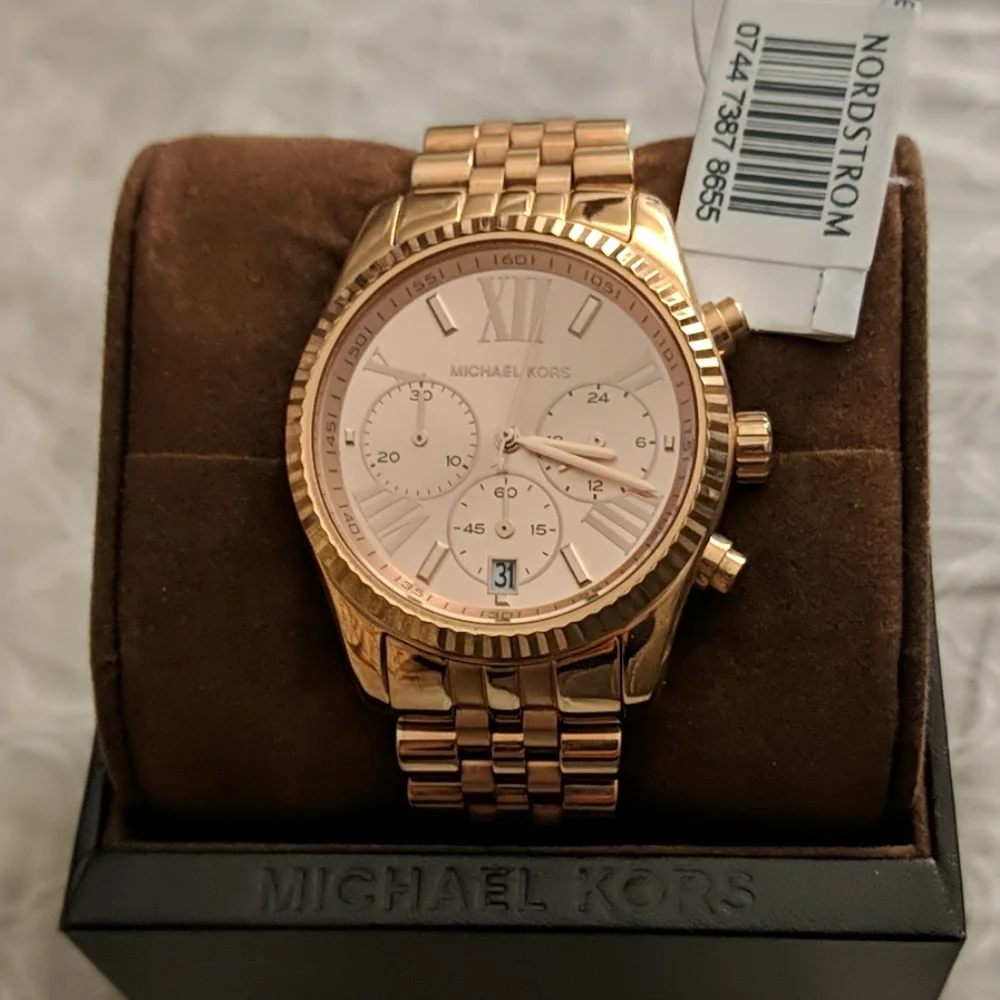 MICHAEL KORS ROSE GOLD TONED WATCH